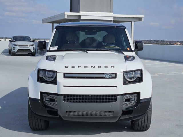 2025 Land Rover Defender V8