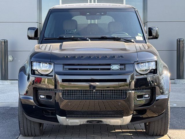 2025 Land Rover Defender V8