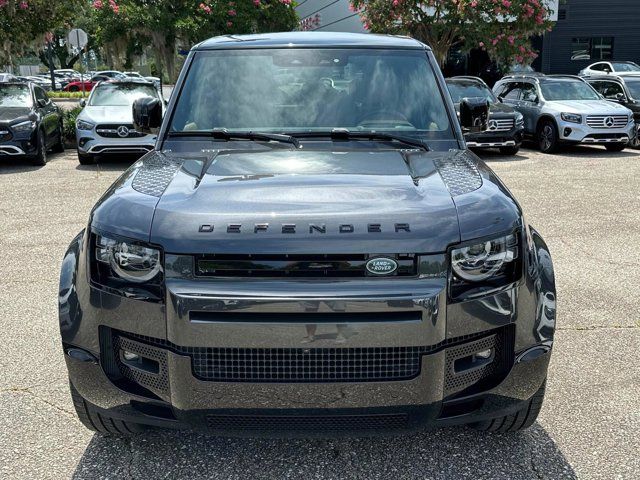 2025 Land Rover Defender V8