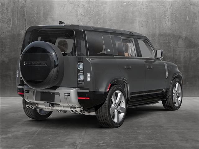 2025 Land Rover Defender V8