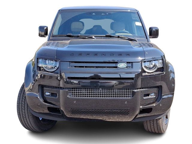 2025 Land Rover Defender V8