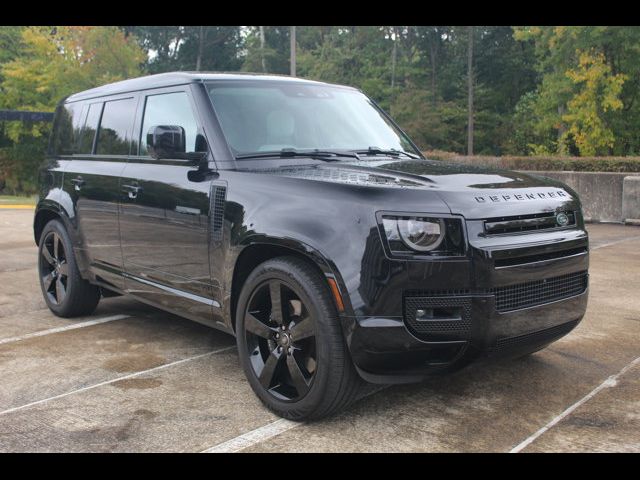 2025 Land Rover Defender V8
