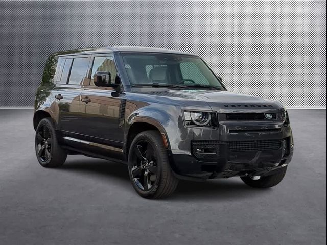 2025 Land Rover Defender V8