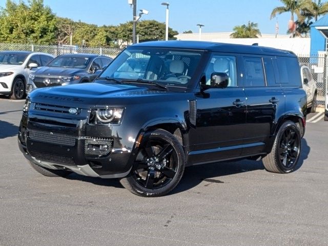 2025 Land Rover Defender V8