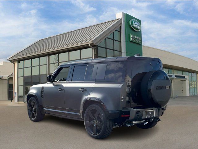 2025 Land Rover Defender V8