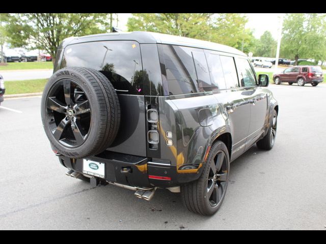 2025 Land Rover Defender V8