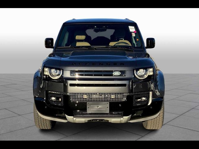 2025 Land Rover Defender V8