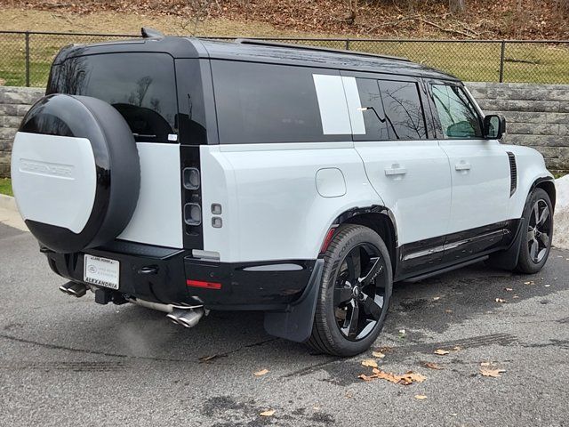 2025 Land Rover Defender V8