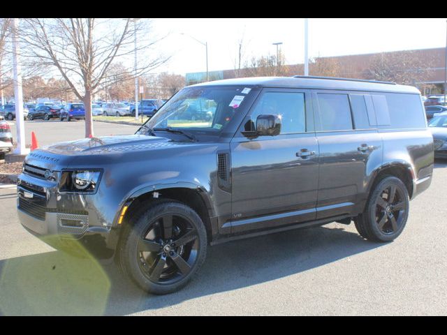 2025 Land Rover Defender V8