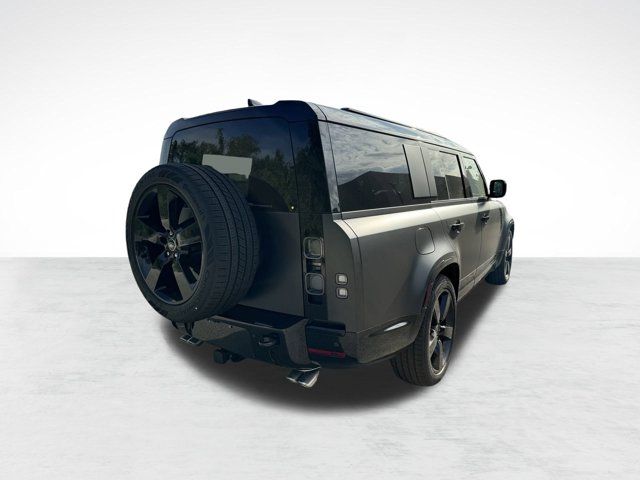 2025 Land Rover Defender V8