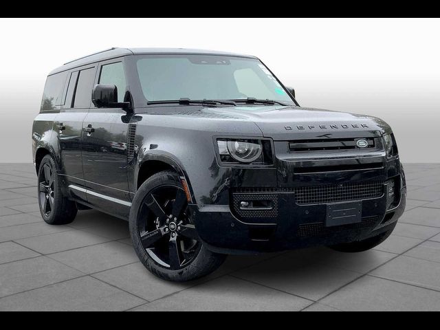 2025 Land Rover Defender V8