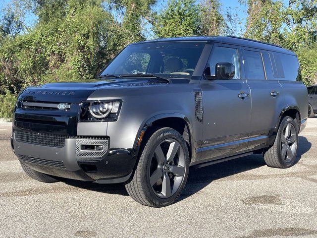 2025 Land Rover Defender V8