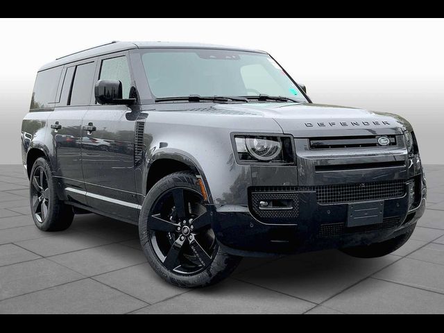 2025 Land Rover Defender V8