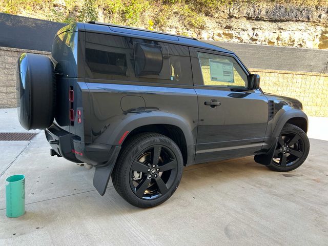 2025 Land Rover Defender X-Dynamic SE