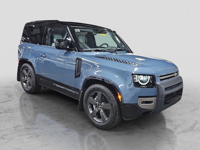 2025 Land Rover Defender X-Dynamic SE