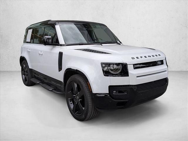 2025 Land Rover Defender X-Dynamic SE