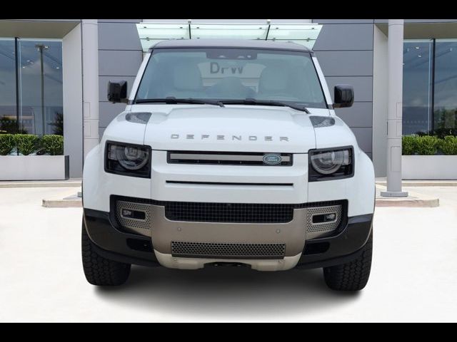 2025 Land Rover Defender X-Dynamic SE