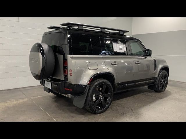 2025 Land Rover Defender X-Dynamic SE