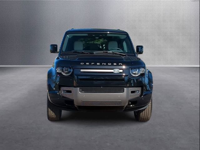 2025 Land Rover Defender X-Dynamic SE