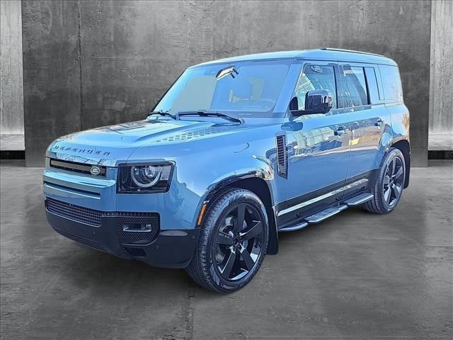 2025 Land Rover Defender X-Dynamic SE