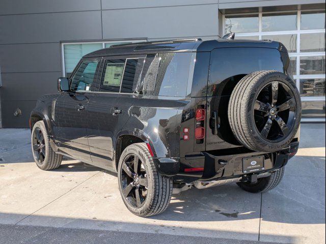 2025 Land Rover Defender X-Dynamic SE