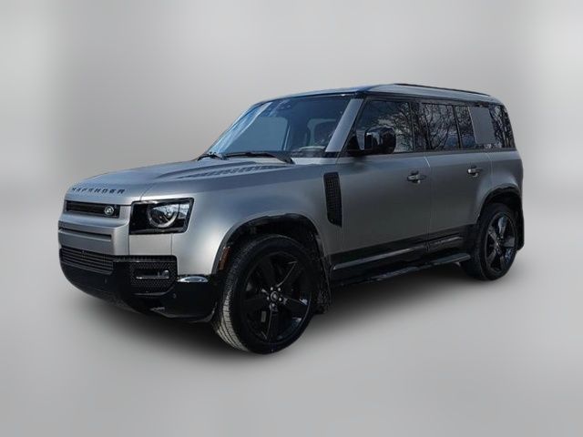 2025 Land Rover Defender X-Dynamic SE