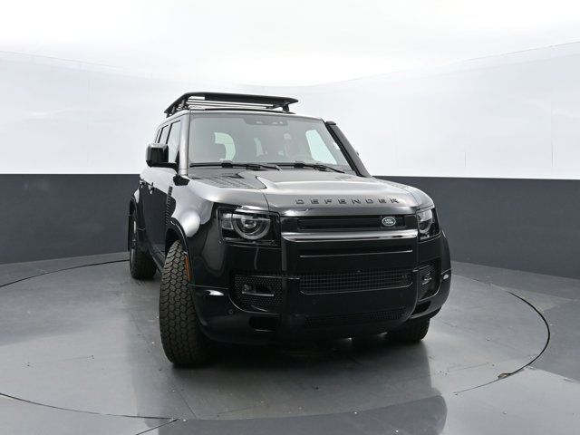 2025 Land Rover Defender X-Dynamic SE