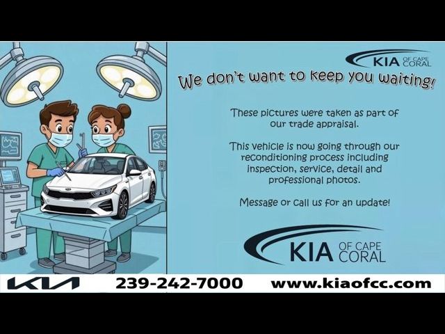 2025 Land Rover Defender X-Dynamic SE