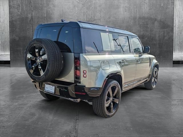 2025 Land Rover Defender X-Dynamic SE