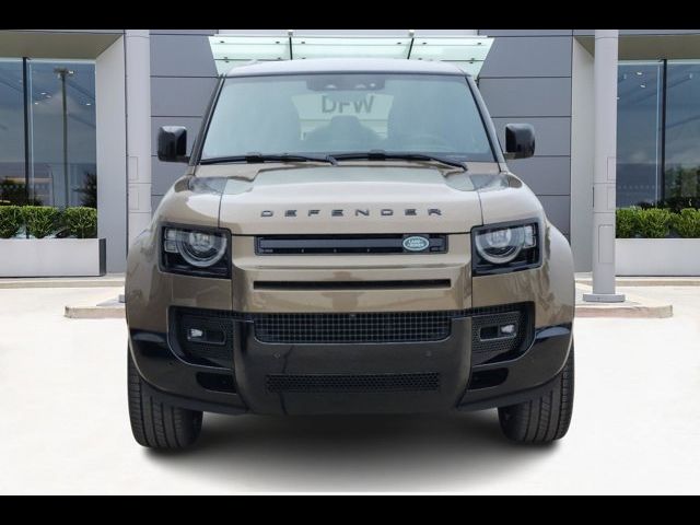 2025 Land Rover Defender X-Dynamic SE