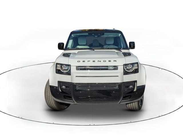 2025 Land Rover Defender X-Dynamic SE