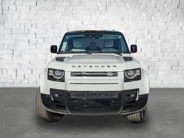 2025 Land Rover Defender X-Dynamic SE