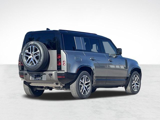 2025 Land Rover Defender X-Dynamic SE