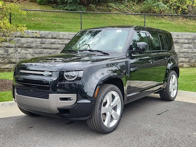 2025 Land Rover Defender X-Dynamic SE