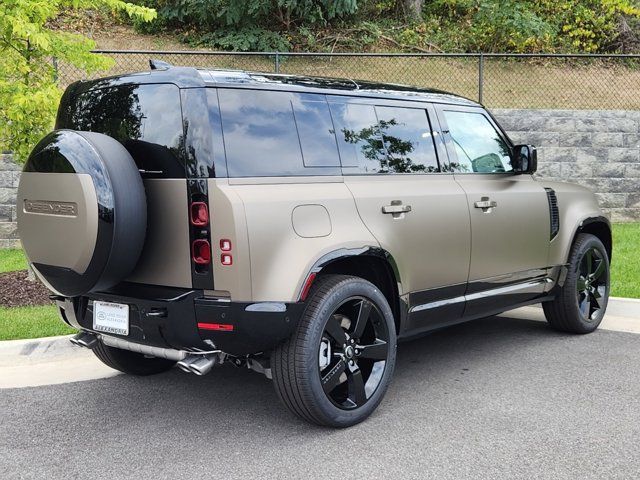 2025 Land Rover Defender X-Dynamic SE