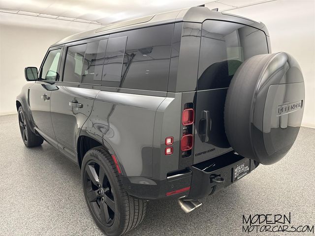 2025 Land Rover Defender X-Dynamic SE