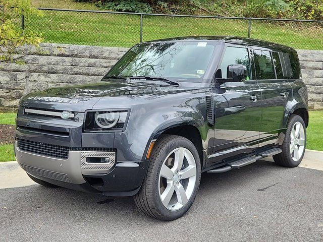 2025 Land Rover Defender X-Dynamic SE