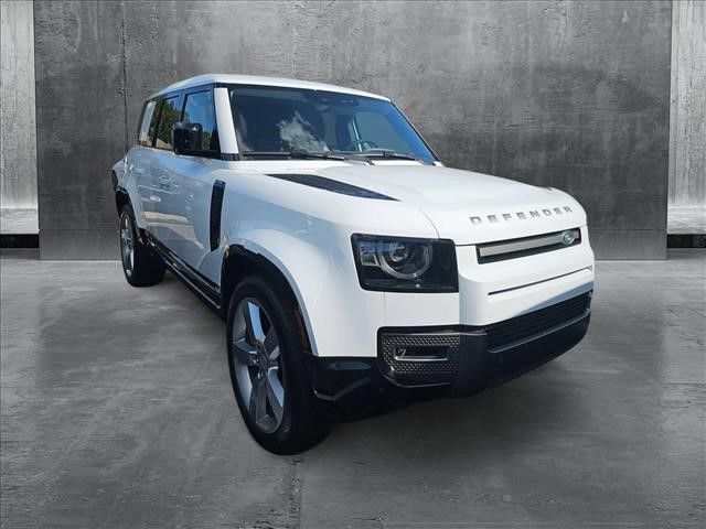 2025 Land Rover Defender X-Dynamic SE