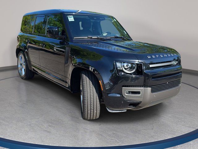 2025 Land Rover Defender X-Dynamic SE