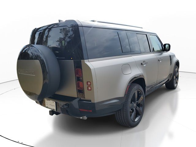 2025 Land Rover Defender X-Dynamic SE