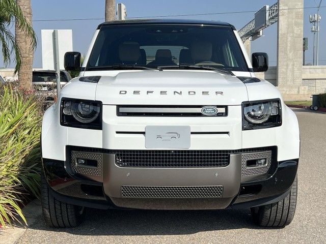 2025 Land Rover Defender X-Dynamic SE