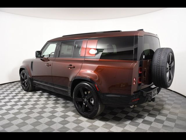 2025 Land Rover Defender X-Dynamic SE