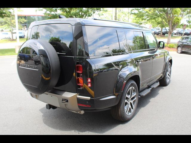 2025 Land Rover Defender X-Dynamic SE