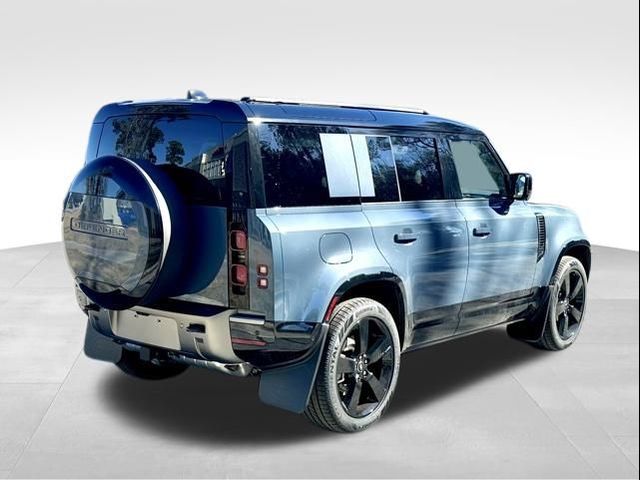 2025 Land Rover Defender X-Dynamic SE