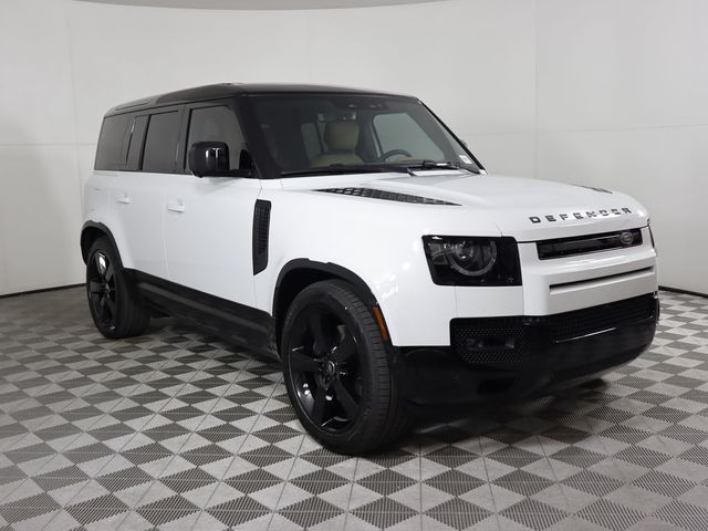 2025 Land Rover Defender X-Dynamic SE