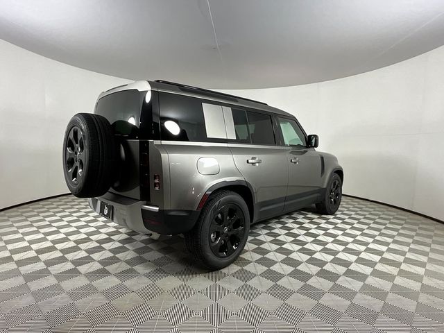 2025 Land Rover Defender S