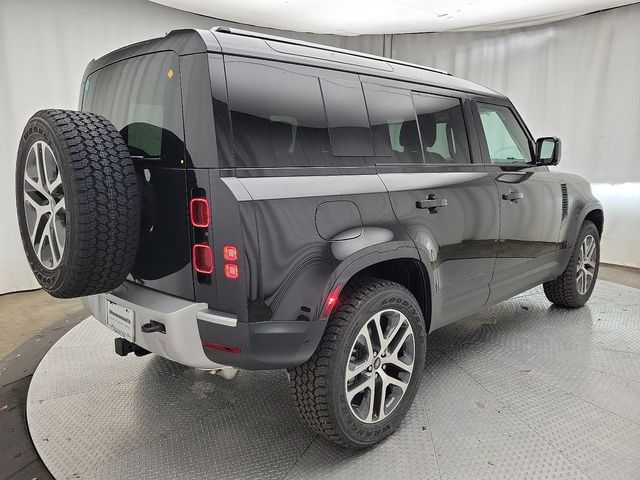 2025 Land Rover Defender S