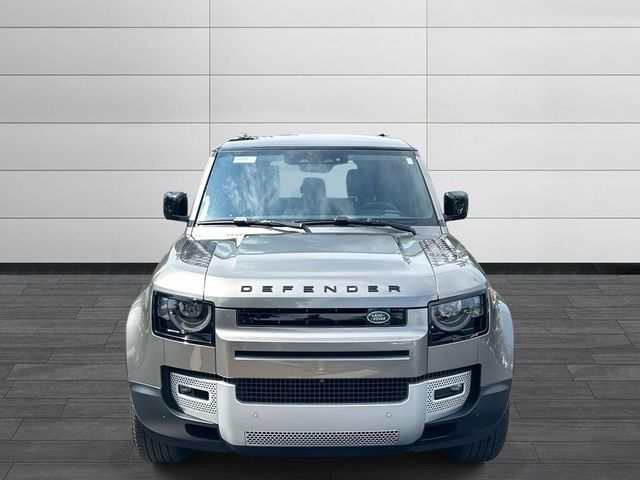 2025 Land Rover Defender S