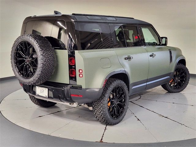 2025 Land Rover Defender S