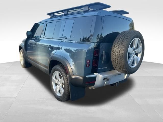 2025 Land Rover Defender S